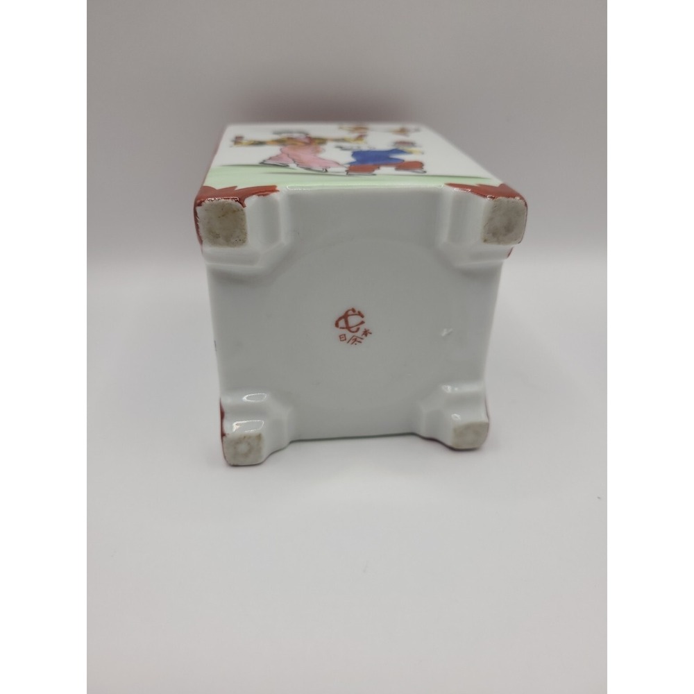 Antique‎ Chinese Porcelain Container - Picture 5 of 8